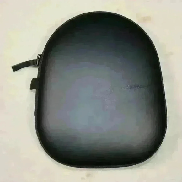 BOSE Noise Canceling 700 Headphones Over-Ear Wireless Bluetooth Built-In Mic - Picture 11 of 12